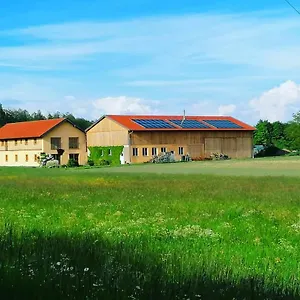 Apartment Niedergerner Alpaka Ranch, Haiming